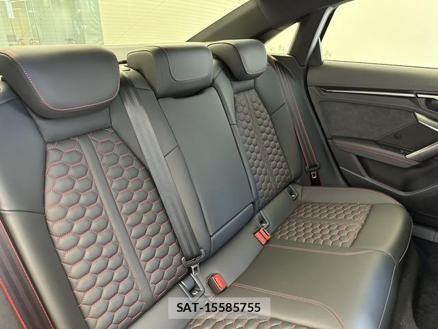 Audi RS3 2025-05 8411295-4