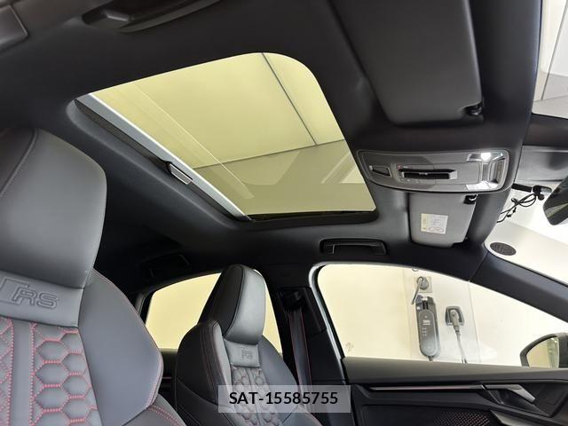 Audi RS3 2025-05 8411295-8
