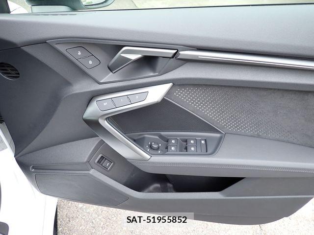 Audi RS3 2025-05 8625878-22