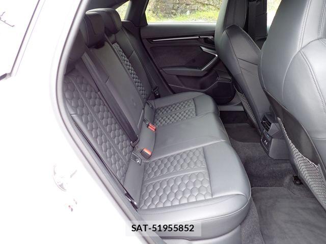 Audi RS3 2025-05 8625878-24