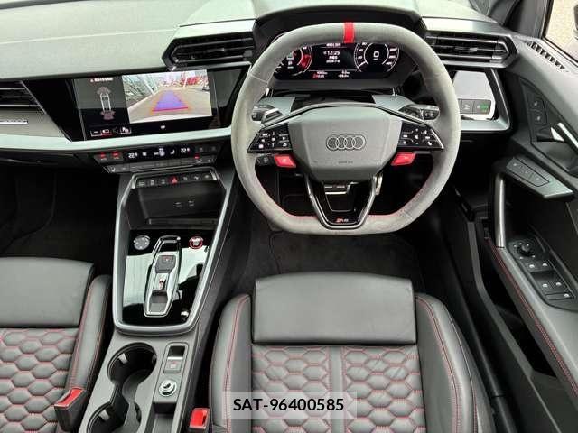 Audi RS3 2025-06 8740644-11