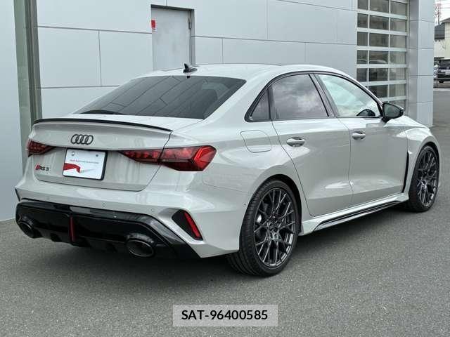 Audi RS3 2025-06 8740644-1