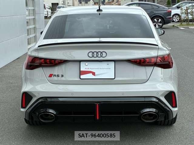 Audi RS3 2025-06 8740644-3