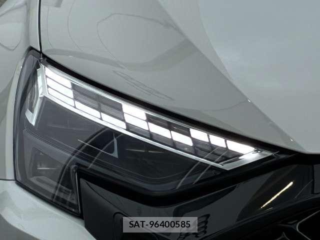 Audi RS3 2025-06 8740644-6