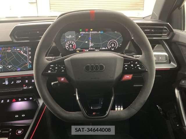 Audi RS3 2025-03 8740643-16