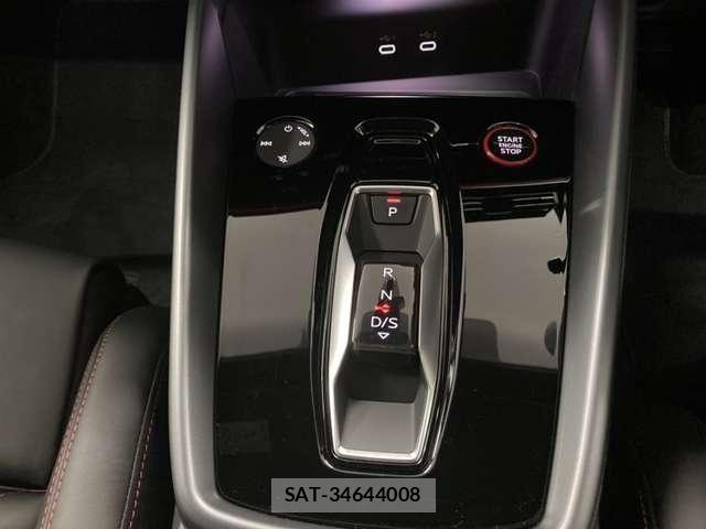 Audi RS3 2025-03 8740643-21