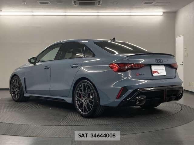 Audi RS3 2025-03 8740643-7