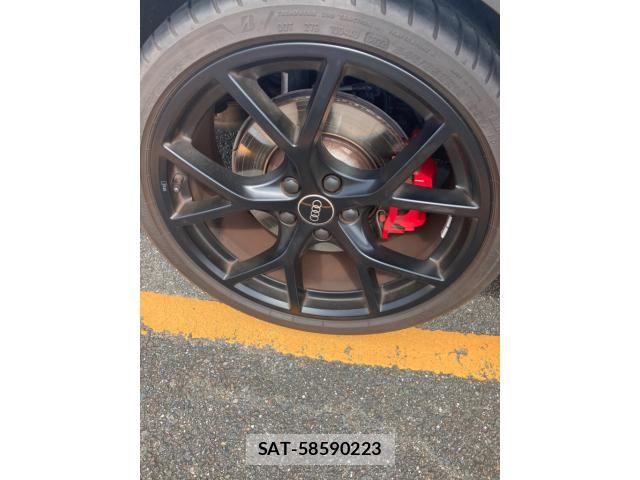 Audi RS3 2022-05 8848281-6