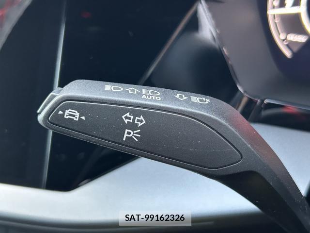 Audi RS3 SPORTBACK 2025-06 6525490-10