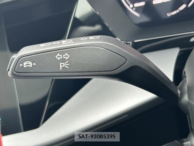 Audi RS3 SPORTBACK 2025-05 6715675-9