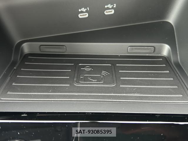 Audi RS3 SPORTBACK 2025-05 6715675-11