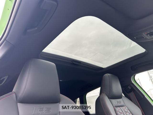 Audi RS3 SPORTBACK 2025-05 6715675-2