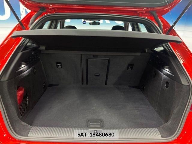 Audi RS3 SPORTBACK 2016-04 6813839-11