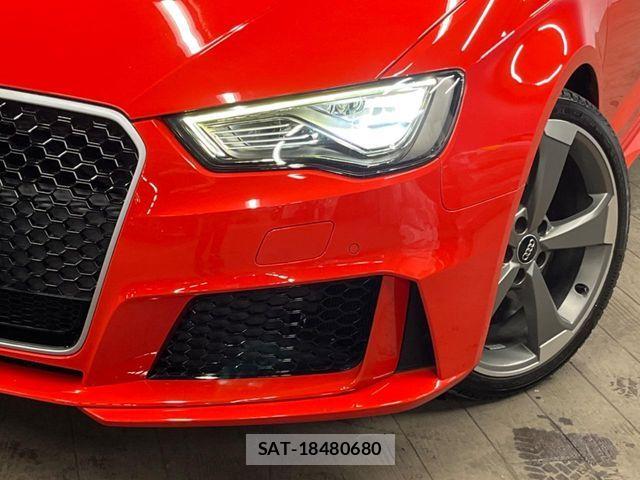 Audi RS3 SPORTBACK 2016-04 6813839-12