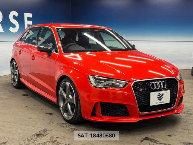 Audi RS3 SPORTBACK 2016-04 6813839-16