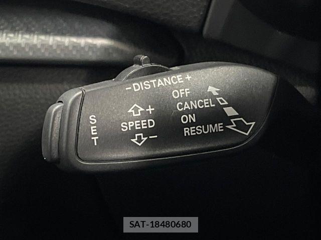 Audi RS3 SPORTBACK 2016-04 6813839-5