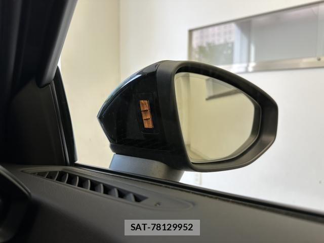 Audi RS3 SPORTBACK 2025-05 6902329-14