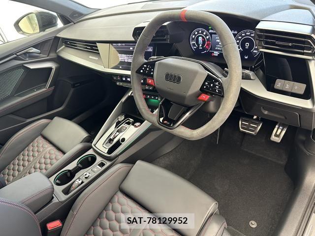 Audi RS3 SPORTBACK 2025-05 6902329-1