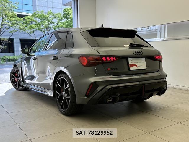 Audi RS3 SPORTBACK 2025-05 6902329-2
