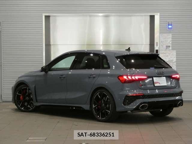 Audi RS3 SPORTBACK 2024-12 6902330-4