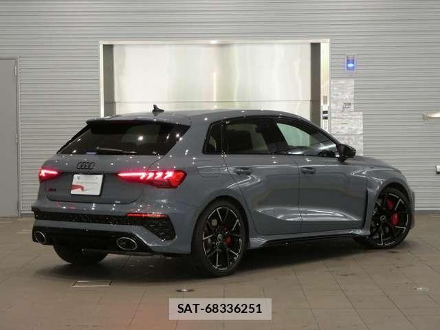 Audi RS3 SPORTBACK 2024-12 6902330-6