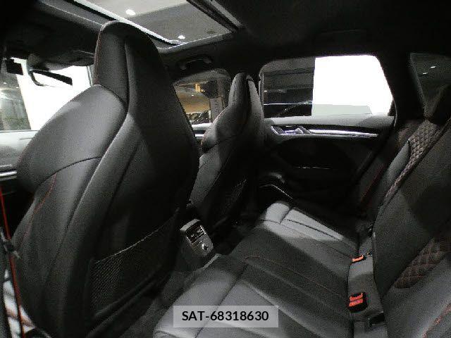 Audi RS3 SPORTBACK 2018-08 7215051-26