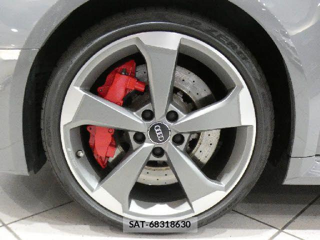 Audi RS3 SPORTBACK 2018-08 7215051-8