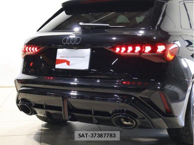 Audi RS3 SPORTBACK 2025-06 7453033-9