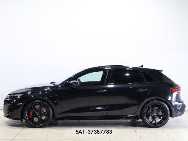 Audi RS3 SPORTBACK 2025-06 7453033-2