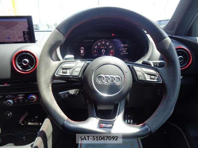 Audi RS3 SPORTBACK 2020-11 7615103-18