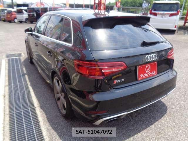 Audi RS3 SPORTBACK 2020-11 7615103-5