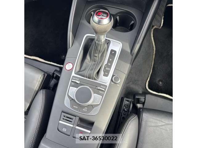 Audi RS3 SPORTBACK 2018-05 7615102-13