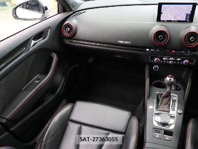 Audi RS3 SPORTBACK 2018-09 7875371-22