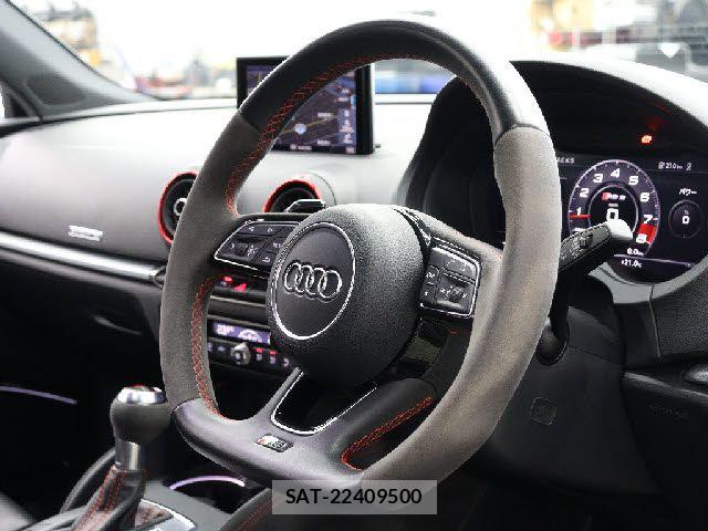 Audi RS3 SPORTBACK 2020-08 7875369-26