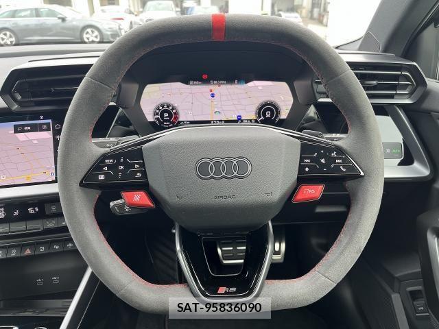 Audi RS3 SPORTBACK 2025-12 8129076-28