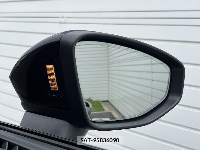 Audi RS3 SPORTBACK 2025-12 8129076-6
