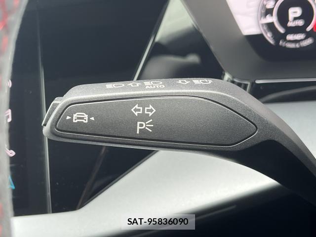 Audi RS3 SPORTBACK 2025-12 8129076-8