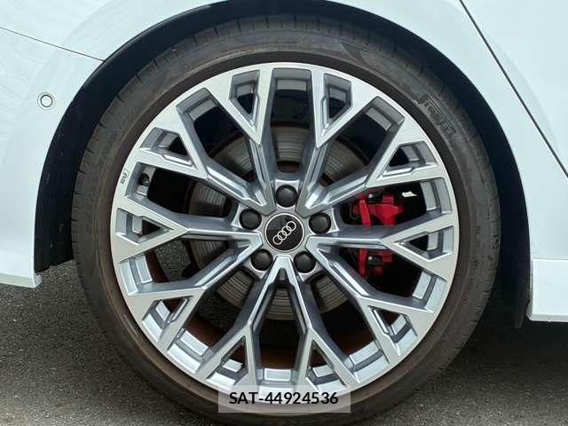 Audi RS3 SPORTBACK 2022-05 8313174-11
