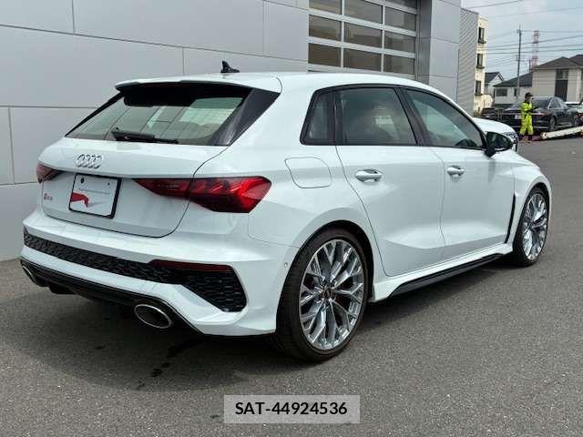 Audi RS3 SPORTBACK 2022-05 8313174-1