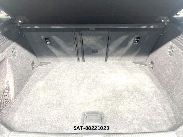 Audi RS3 SPORTBACK 2016-02 8313176-12