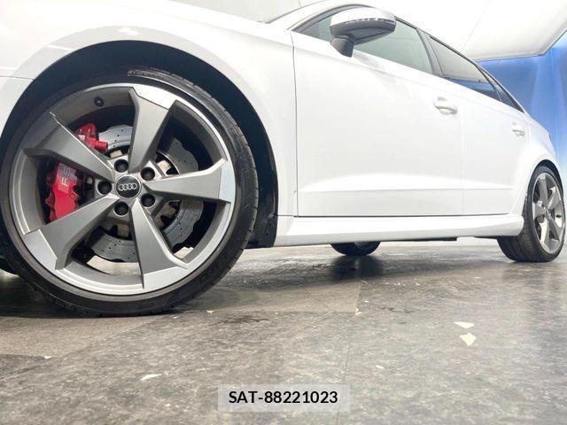 Audi RS3 SPORTBACK 2016-02 8313176-14