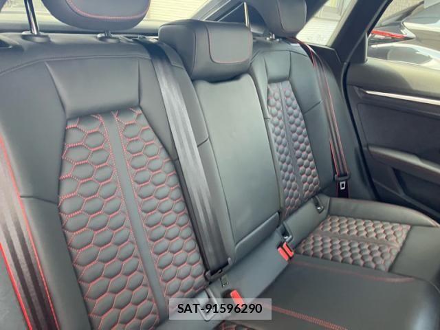 Audi RS3 SPORTBACK 2023-06 8353937-11