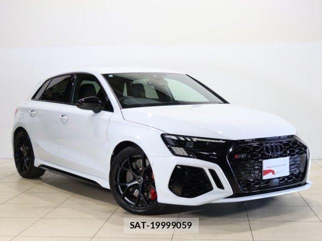 Audi RS3 SPORTBACK 2024-03 8364843-13