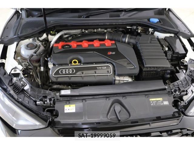 Audi RS3 SPORTBACK 2024-03 8364843-18
