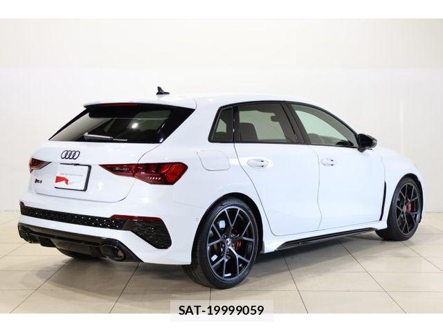 Audi RS3 SPORTBACK 2024-03 8364843-1