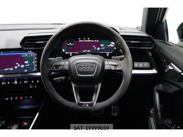 Audi RS3 SPORTBACK 2024-03 8364843-2