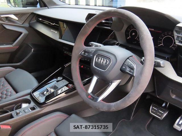 Audi RS3 SPORTBACK 2024-04 8625880-1