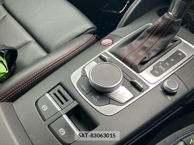 Audi RS3 SPORTBACK 2018-07 8740655-23