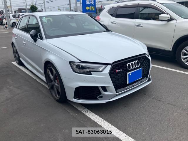 Audi RS3 SPORTBACK 2018-07 8740655-3
