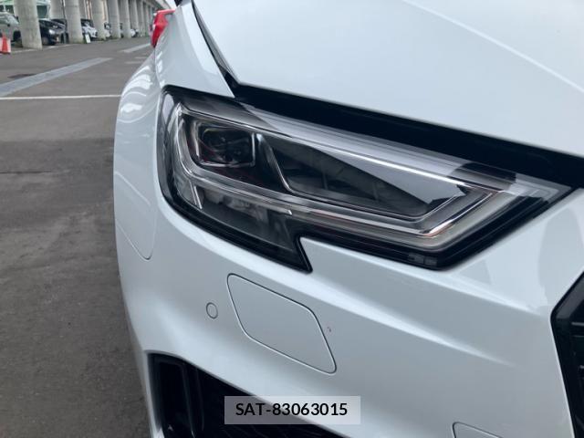 Audi RS3 SPORTBACK 2018-07 8740655-7